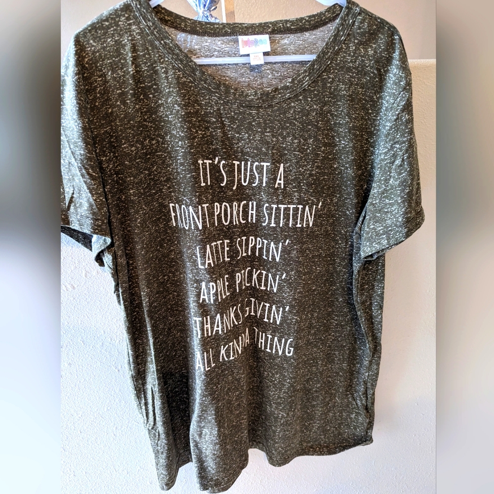 LuLaRoe Women's Tshirt 3X Olive-heathered Fall Theme